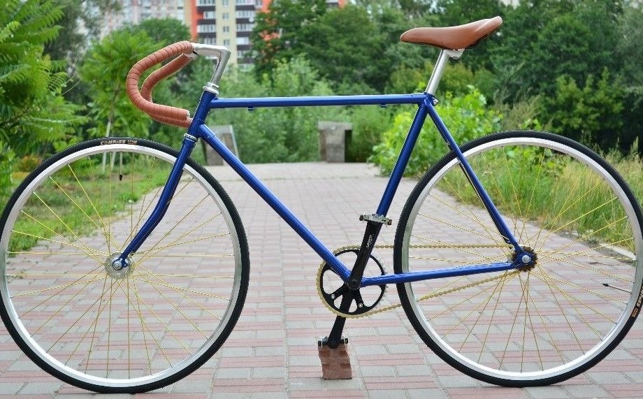 Fixed Gear Bike Avanti