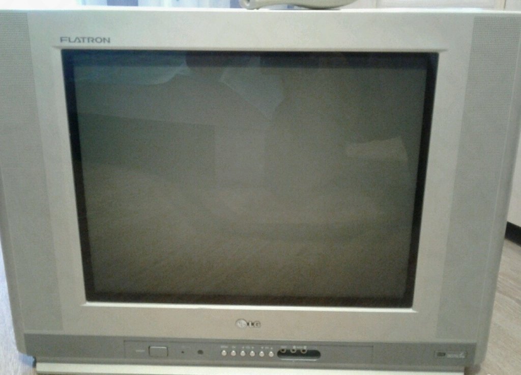 Телевизор lg flatron. Flatron LG кинескопический телевизор. Телевизор LG 1993 года. Телевизоры LG Flatron старые модели. LG Flatron телевизор модели.