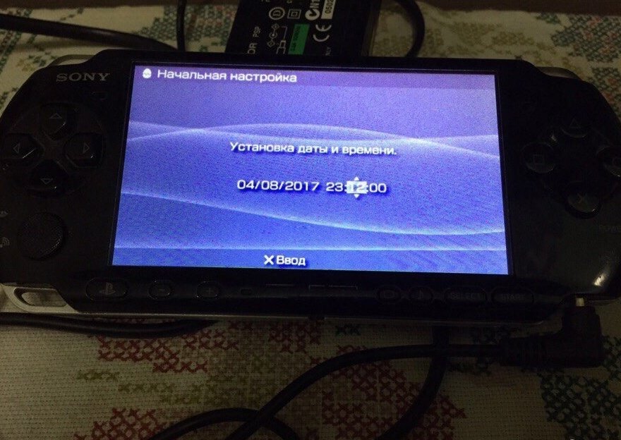 Включи приставку есть. ПСП приставка габариты экрана. Прошитая приставка. Прошивка PSP. F6602 2.5а PSP.