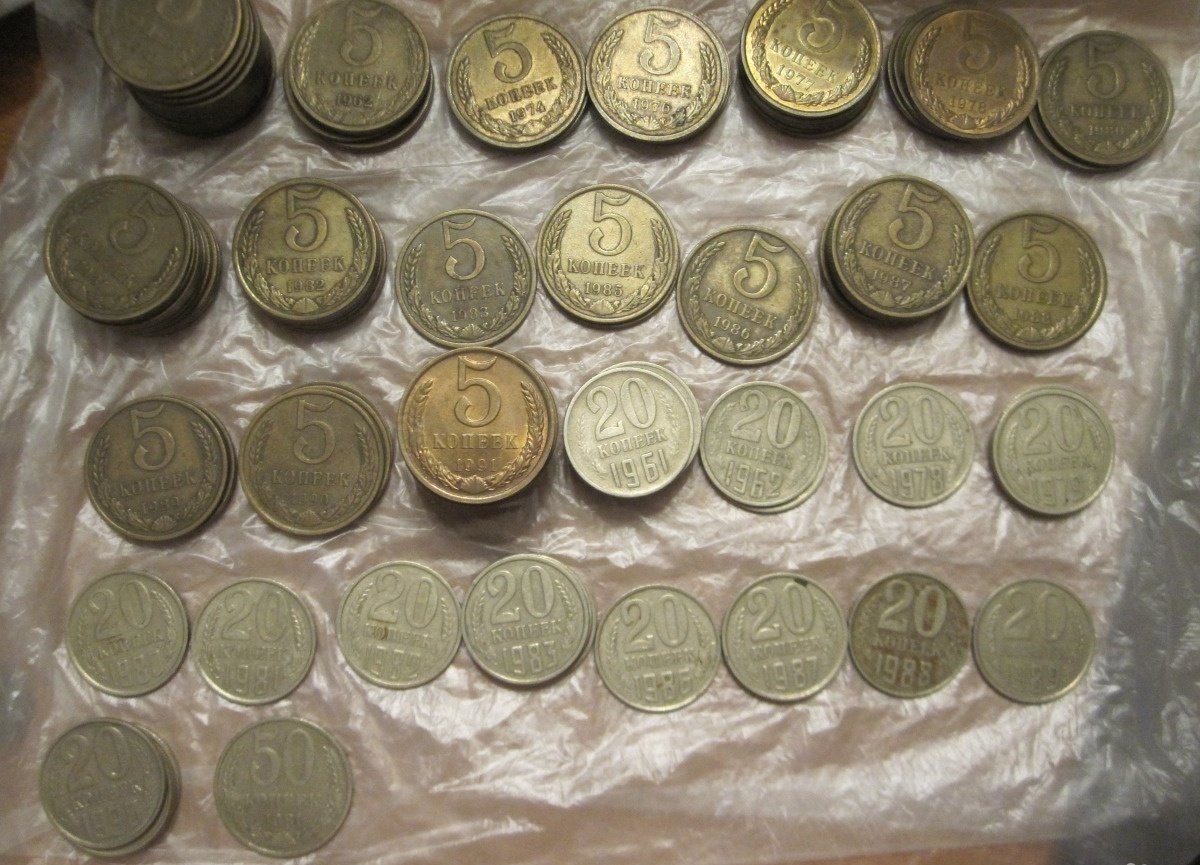 Авито монеты краснодарский. Монеты авито. Скупка монет Саратов. Коллекция монет на авито. Скупка монет в Энгельсе.