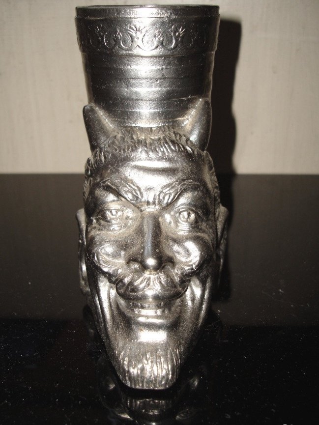 Продам коллекцию в Москве, Карандашница "Мефистофель", Чугун, Литье, Высота 11, 5