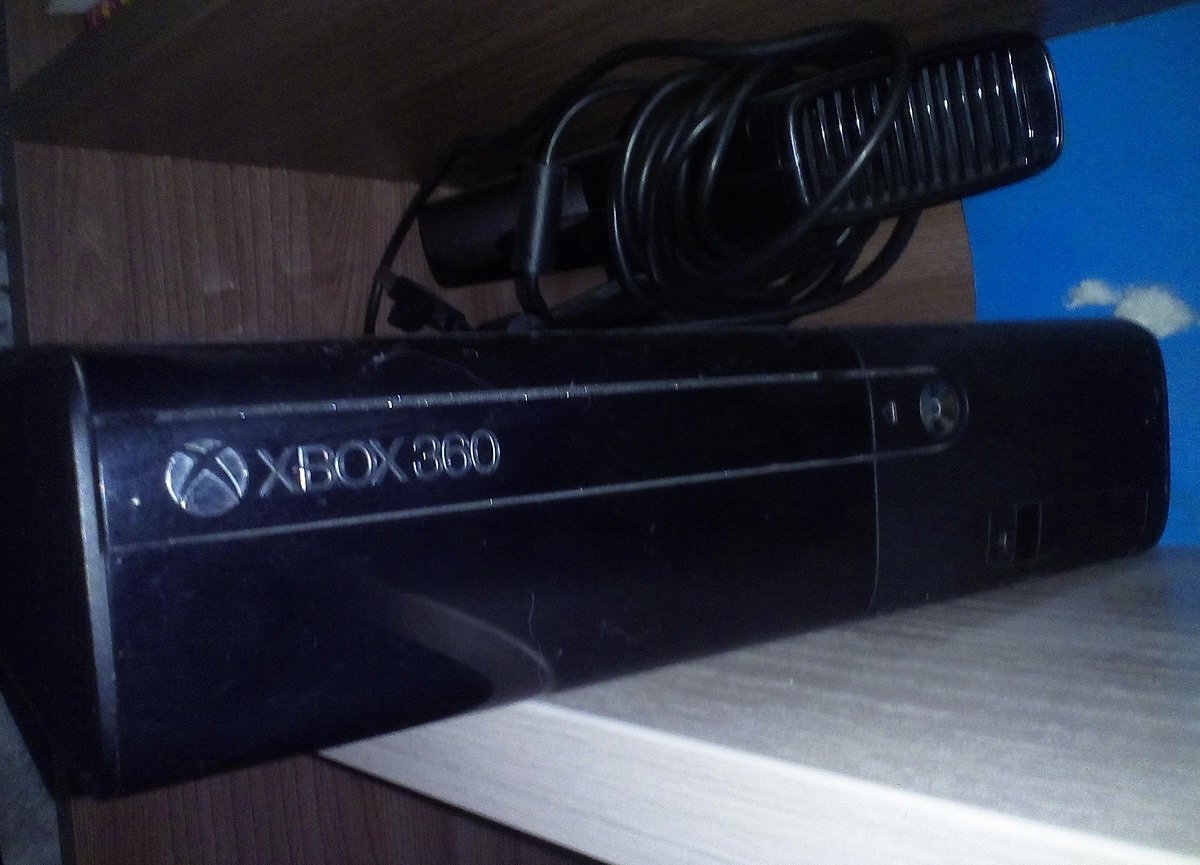 Продам XBOX 360 в Чайковском, 500 gb не прошитый, В комплект идёт- 7 игр на  диске, Ещё — Доска объявлений УниДоски