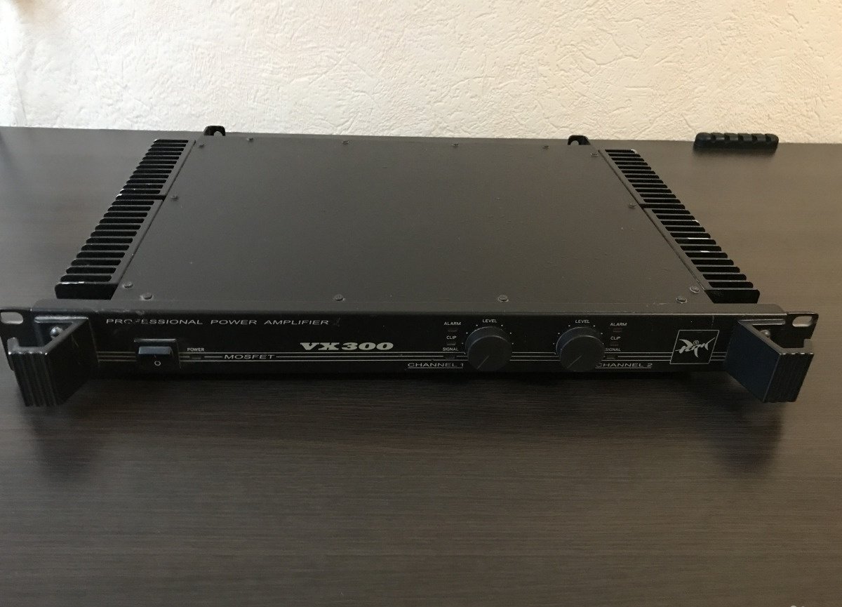 Vx 300. Park Audio vx300. Усилитель профессиональный Park Audio. Усилитель парк 300.