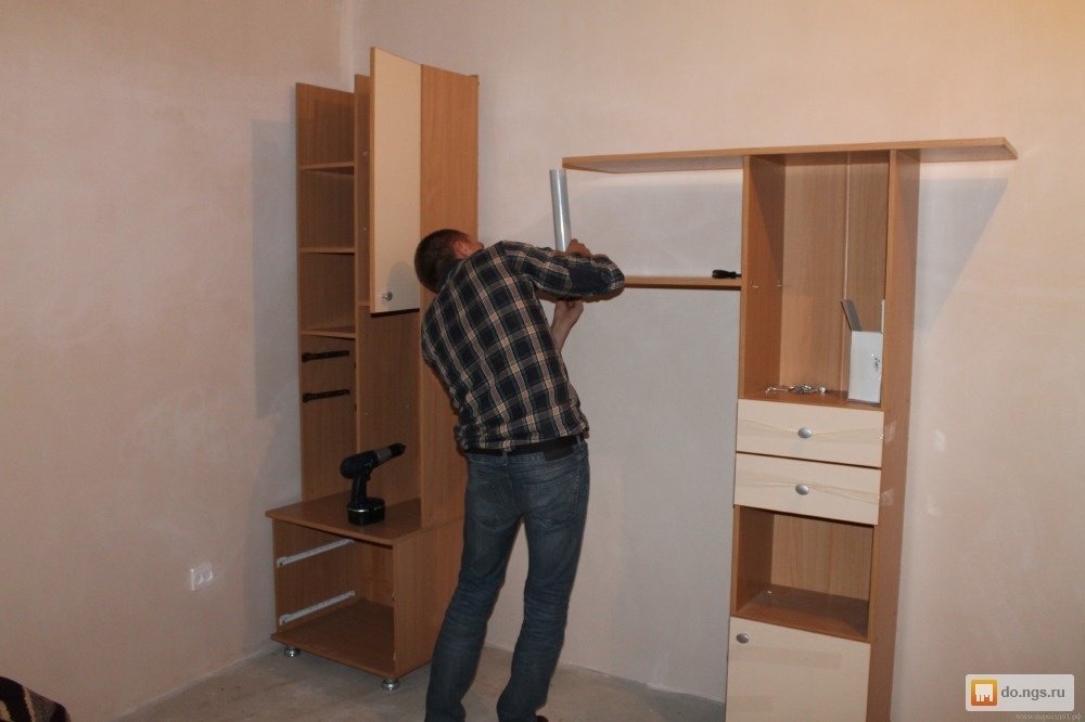 Транспортные услуги в городе Новосибирск, произведем мелкий ремонт корпусной мебели