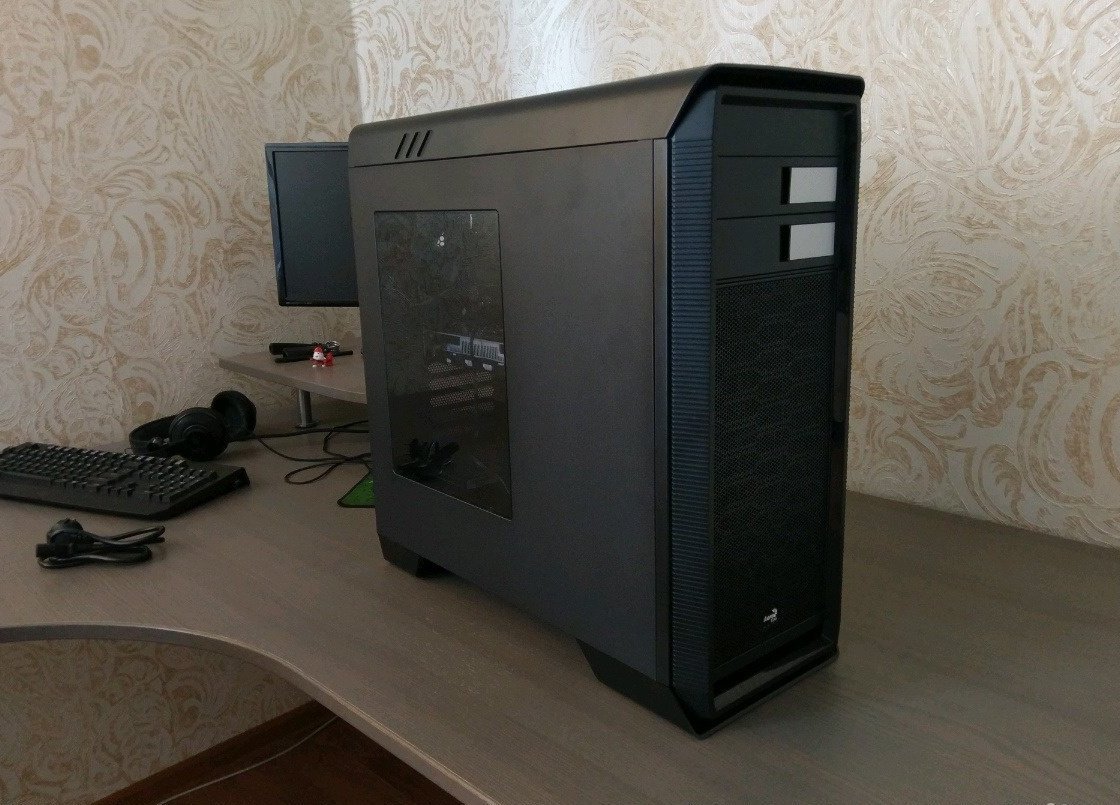 Компьютер 7700