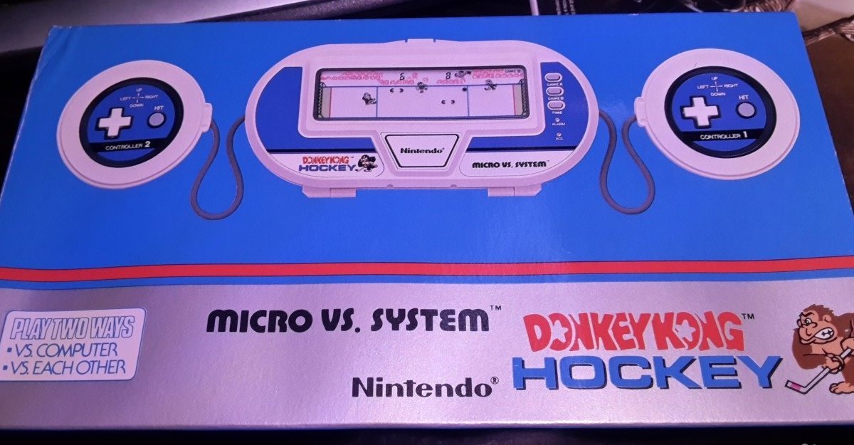 Nintendo Micro vs System. Nintendo Micro System. Game watch Micro vs. System.