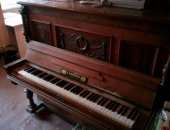 Продам клавишный музыкальный инструмент в Москве, Фортепиано антикварное E