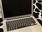Продам ноутбук Apple, 10.0, iOS в Сургуте, MacBook Air, декабрь 2017 года
