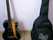 Продам гитару в Омске, Бас Гитара, Занимался, сейчас просто стоит без дела, Бас гитара