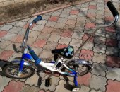 Продам велосипед детские в Коврове, Хороший от 3 до 6 лет, 14 колёса, с боку маленькие
