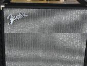 Продам комбик-процессор в Саратовской области, Комбик басовый Fender Rumble 200, Комбик