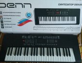 Продам пианино в Новосибирске, Синтезатор немного б/у, клавиши полноразмерные, как на,