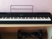 Продам пианино в Сургуте, цифровое отличного качества, б/у 1 год, т, к, ребенок бросил