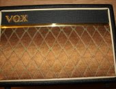 Продам музыкальный инструмент в Щёлкове, комбик в идеальном состоянии, VOX Pathfinder