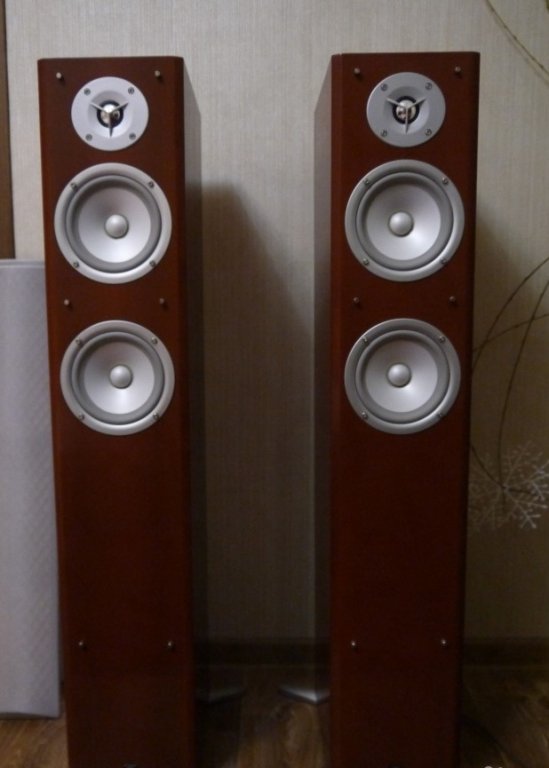 Колонки воронеже. Yamaha NS-325. Ямаха 325f Yamaha NS. NS 325f колонки. Колонки Yamaha 525.