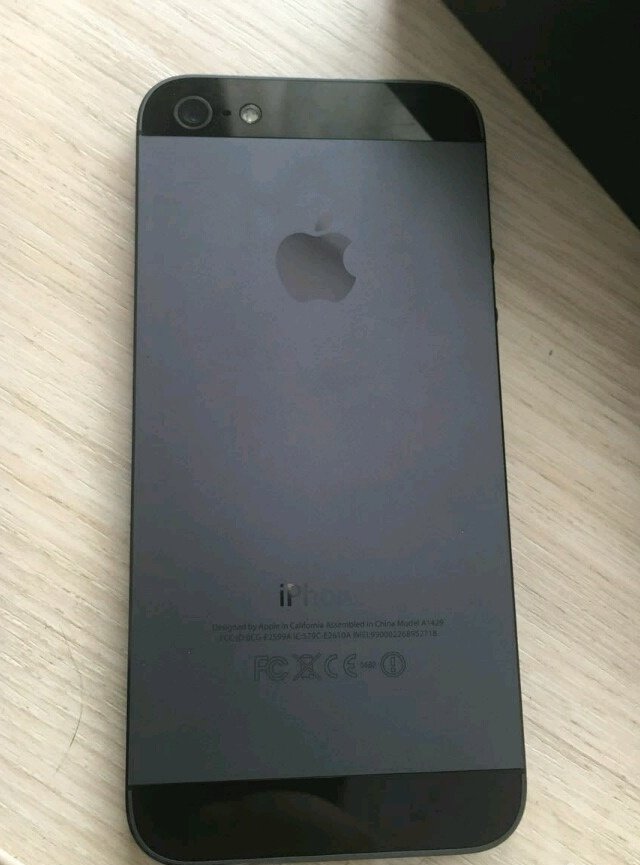 Айфон 16 оригинал. Айфон 5 с 16 гигабайт. Айфон 5 черный. Iphone 5 черный. Айфон 5 черный в Екатеринбурге.