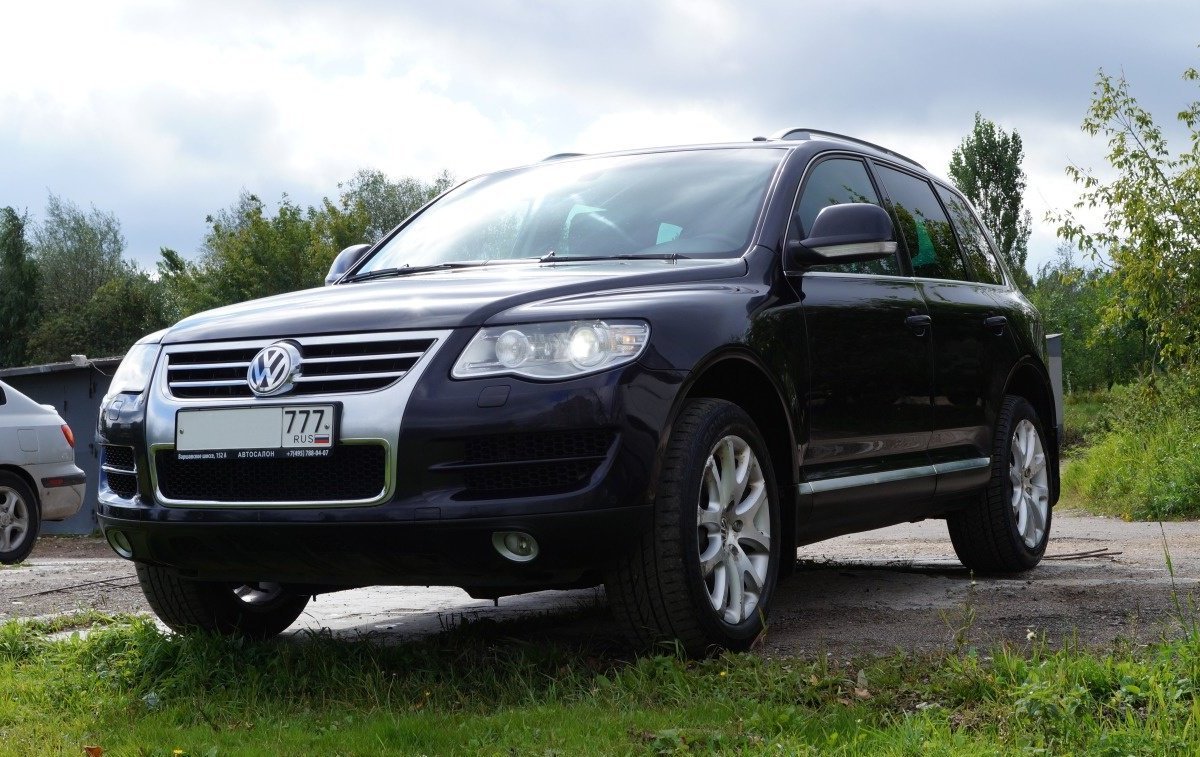 1 2008 года. VW Touareg 2008. Туарег 2008. Volkswagen Touareg 2008 Black. Фольксваген Туарег 2008 Рестайлинг.