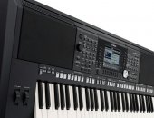Продам синтезатор в Санкт-Петербурге, рабочая станция Yamaha PSR S950 Отличное состояние