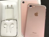 Продам смартфон Apple, 32 Гб, iOS в Москве, iPhone 7, цвет розовое золото, состояние