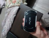 Продам в Липецке, PSP GO 16GB, псп го, Прошита в комплекте оригинальный провод зарядки