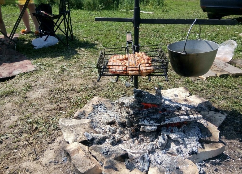 Приспособление для костра походное