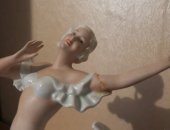 Продам антиквариат в Санкт-Петербурге, Фарфоровая танцовщица статуэтку