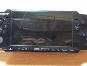 Продам в Москве, две игровые приставки PSP с футляром, зарядным устройством и набором