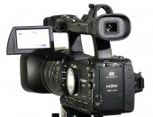 Продам видеокамеру в Москве, Профессиональная Canon XH A1 В состоянии новой, Отработала 1