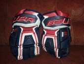 Продам в Москве, хоккейные перчатки Bauer 1s б/у 6 месяцев, состояние хорошие, размер-13