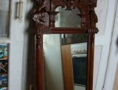 Продам антиквариат в Перми, Антикварное зеркало в деревянной резной раме, ХIХ век