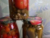 Продам овощи в Новосибирске, излишки домашних солений, Помидоры и огурцы цена за 1